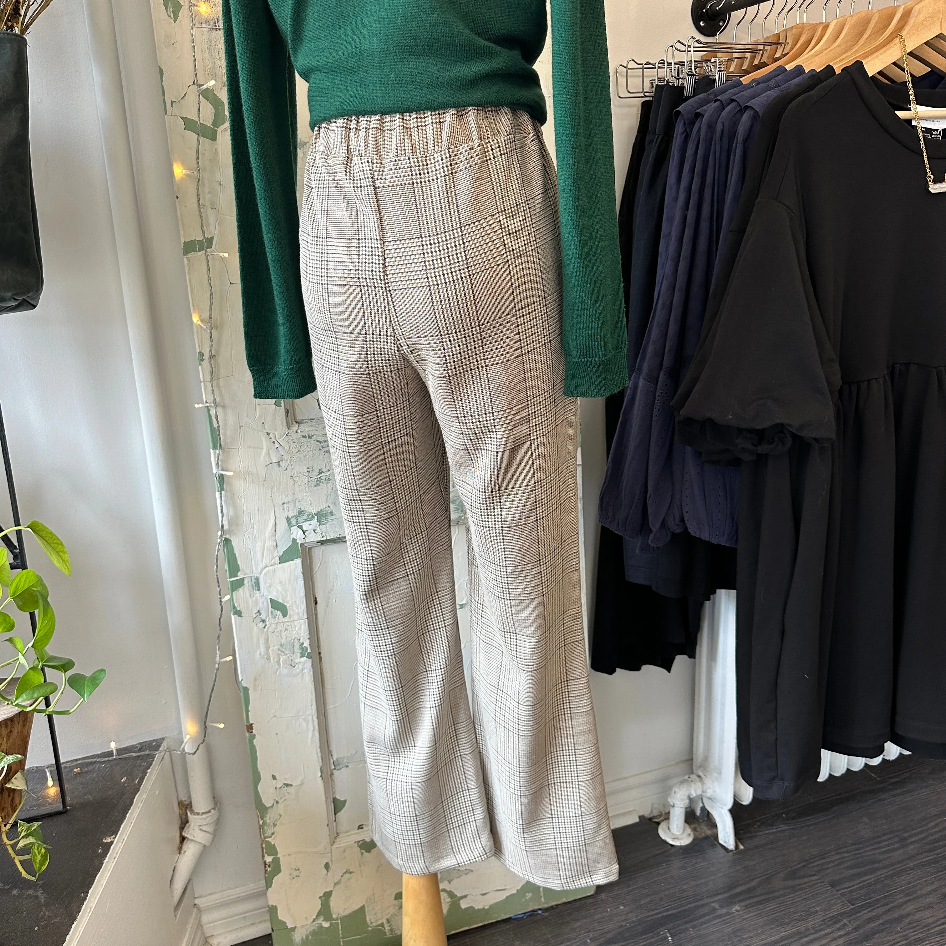 Mus and BomBon // Pisuerga Plaid Pants